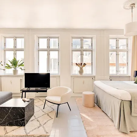 Sanders - Nimble One-bedroom In The Lovely Capital